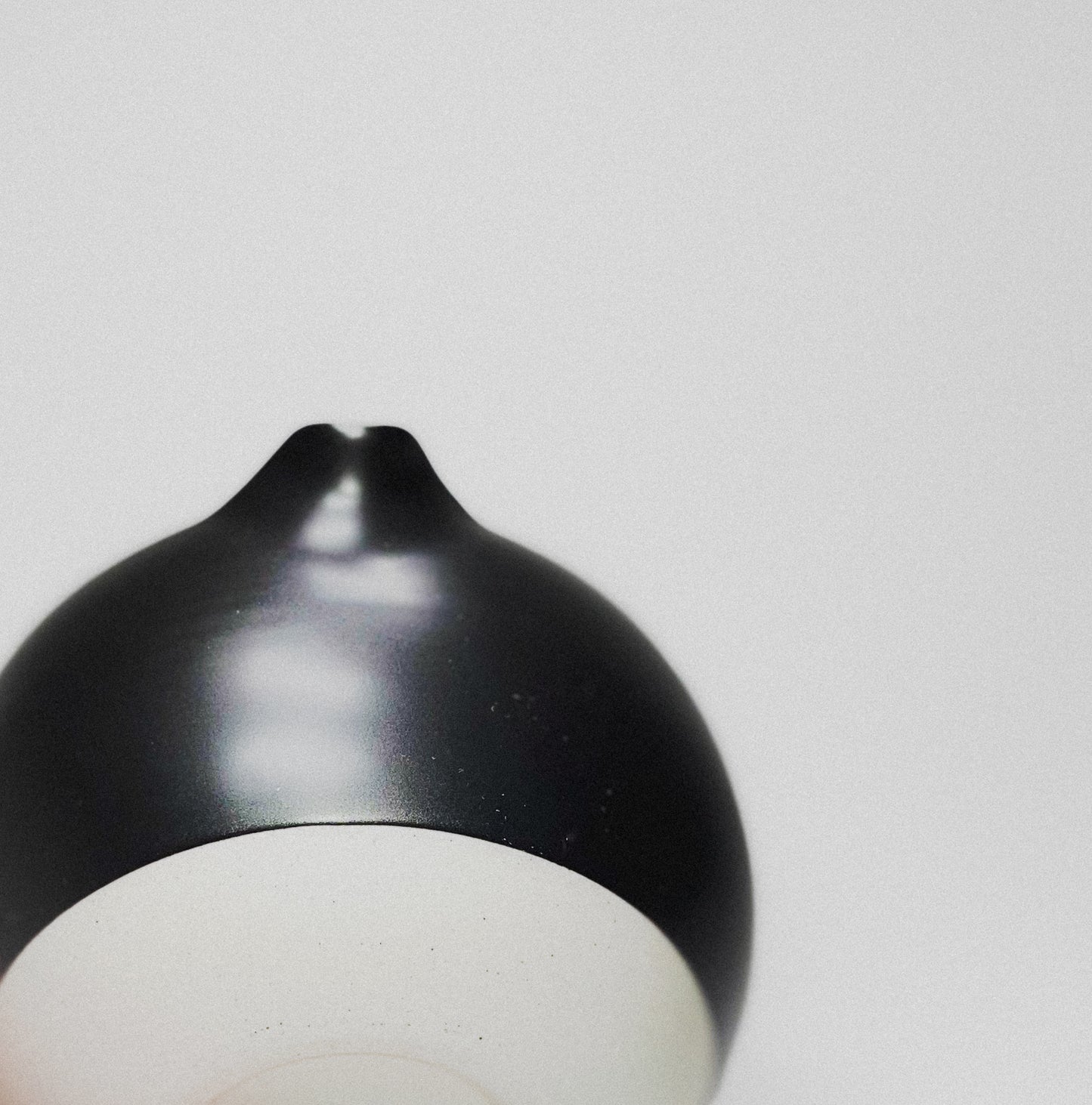 Round Spouted Matcha Bowl