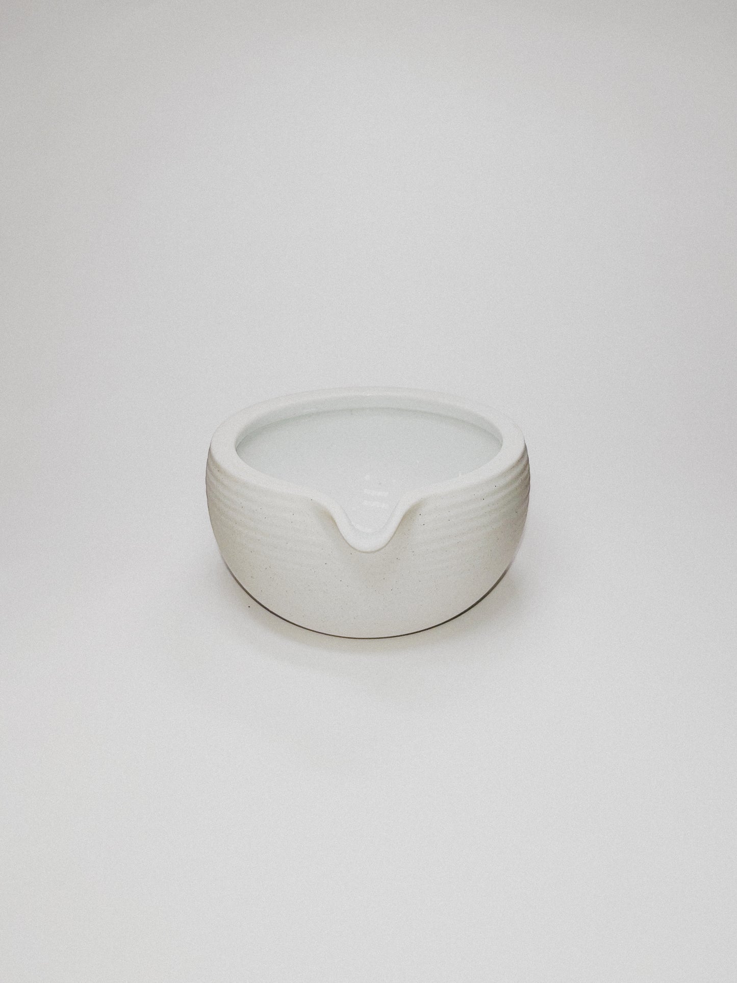 Round Spouted Matcha Bowl